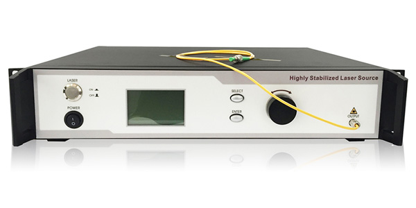 Laser à fibre à onde continue haute puissance de 1550nm (15-100W)